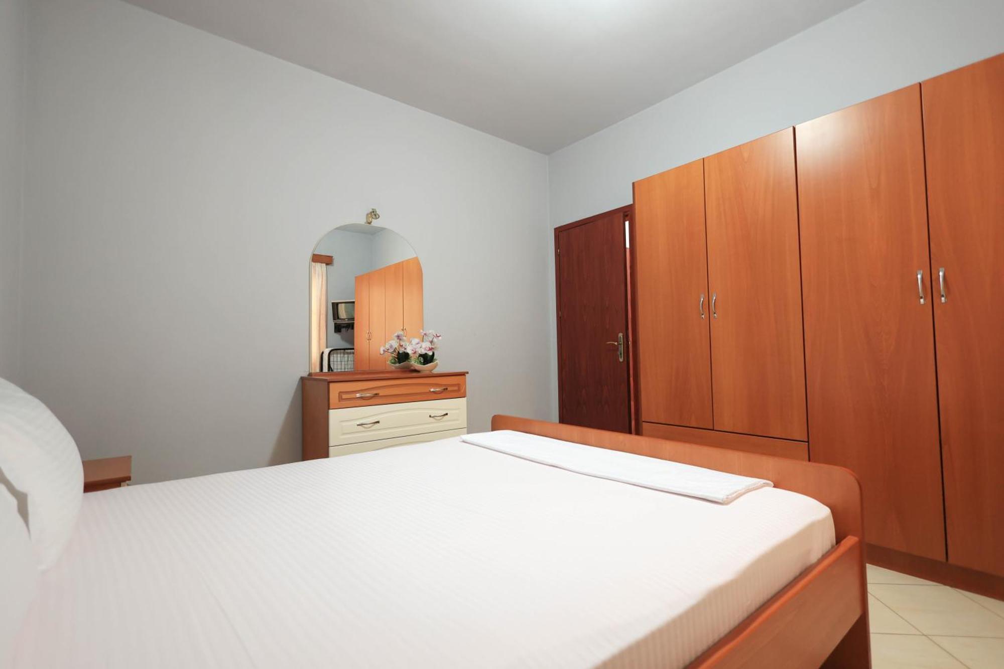 Kejsi Apartaments ซารานเดอ ภายนอก รูปภาพ