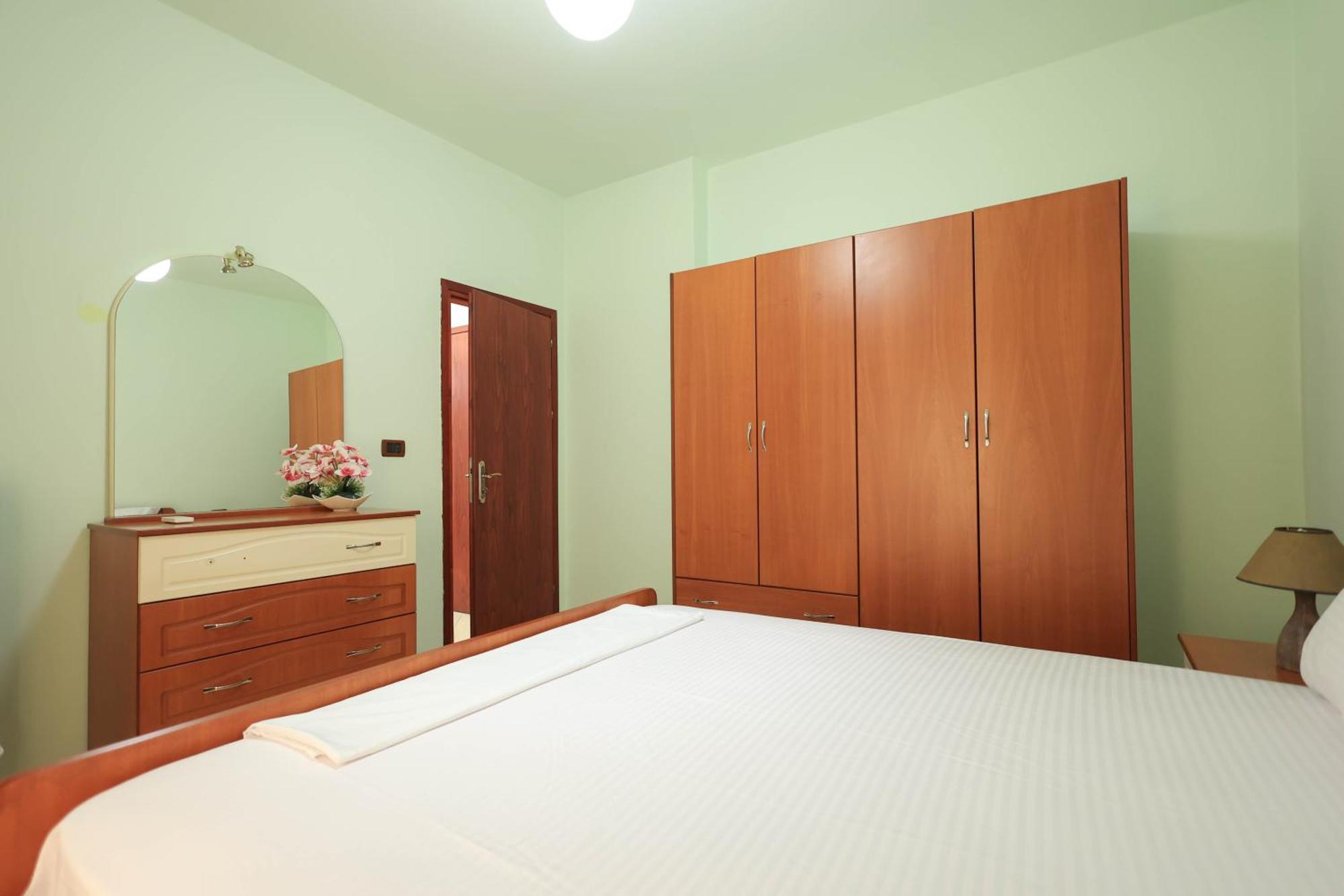 Kejsi Apartaments ซารานเดอ ภายนอก รูปภาพ